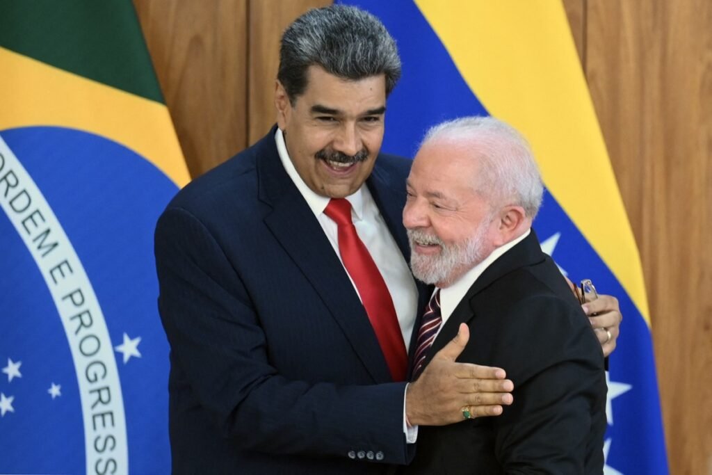 De recepção com honras no Brasil a convocação de embaixador: a cronologia da crise Lula x Maduro | Política