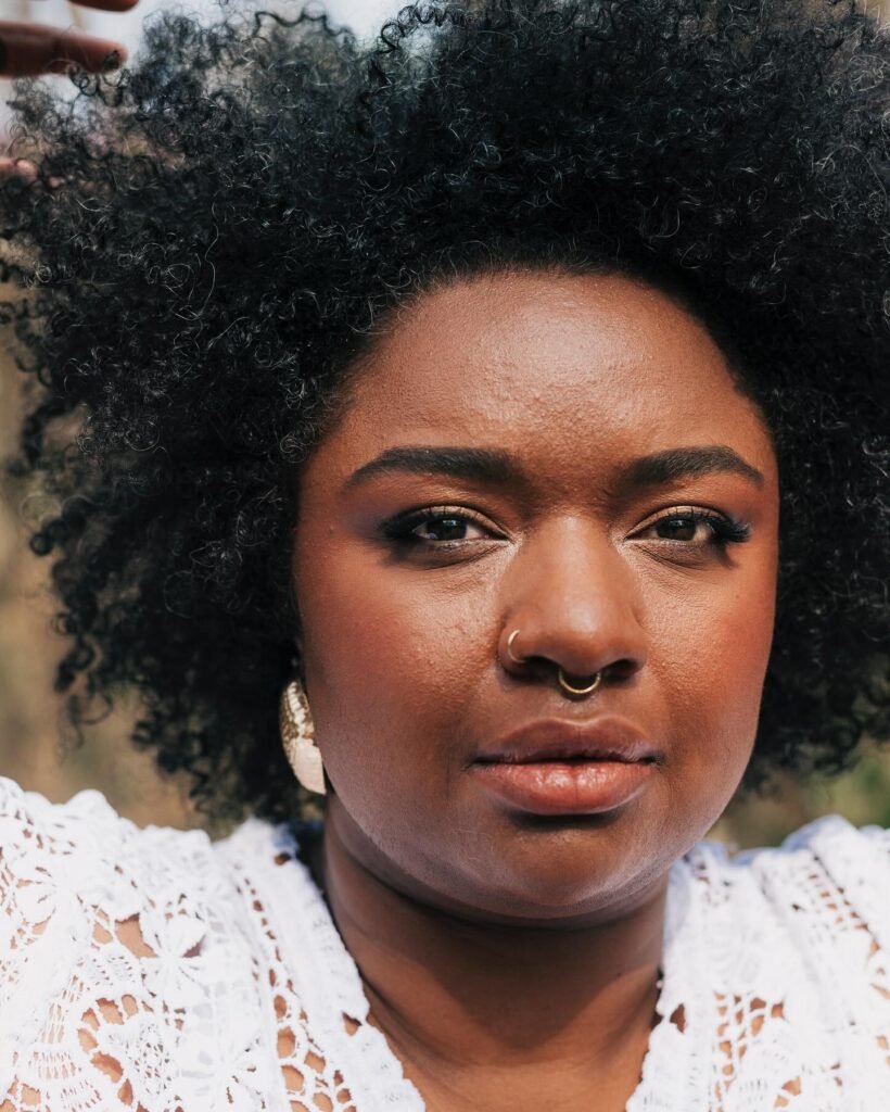 Ellen Oléria faz o Carnaval ao cantar Nina Simone no circuito off-folia de SP | Blog do Mauro Ferreira