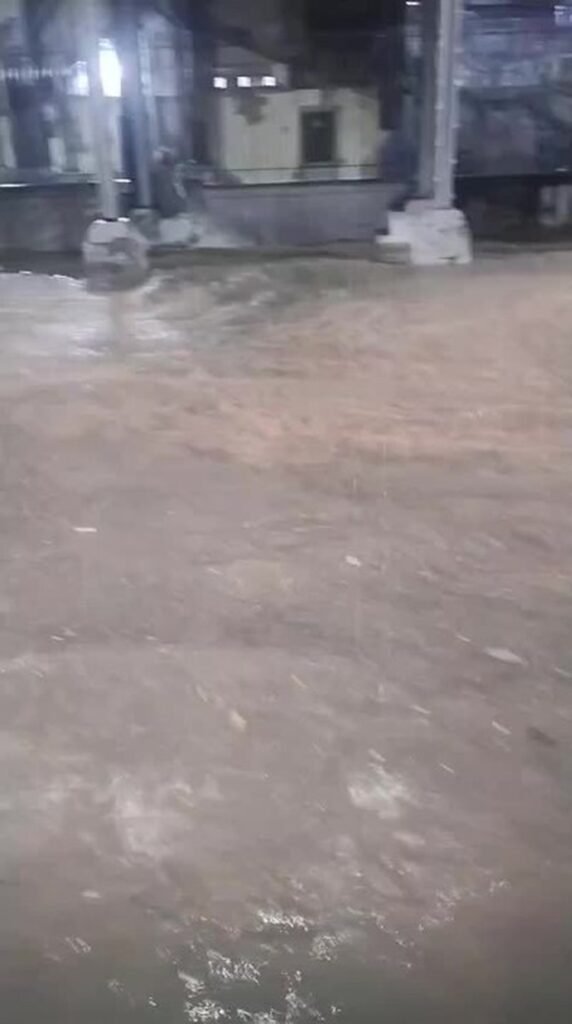 Chuva Causa Pontos de Alagamentos no Rio; vídeo | Rio de Janeiro