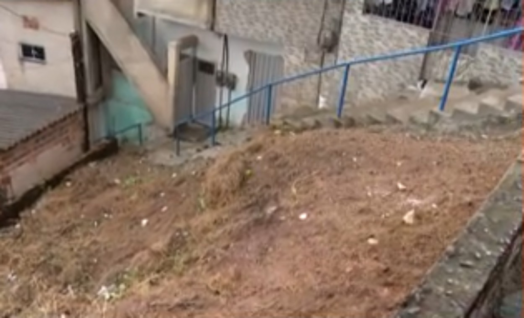 Moradorores de Seis Comunidades de Salvador Deixam Suas Casas por Risco de Deslizamento de Terra; Cidade Está em Alerta Máximo | Bahia