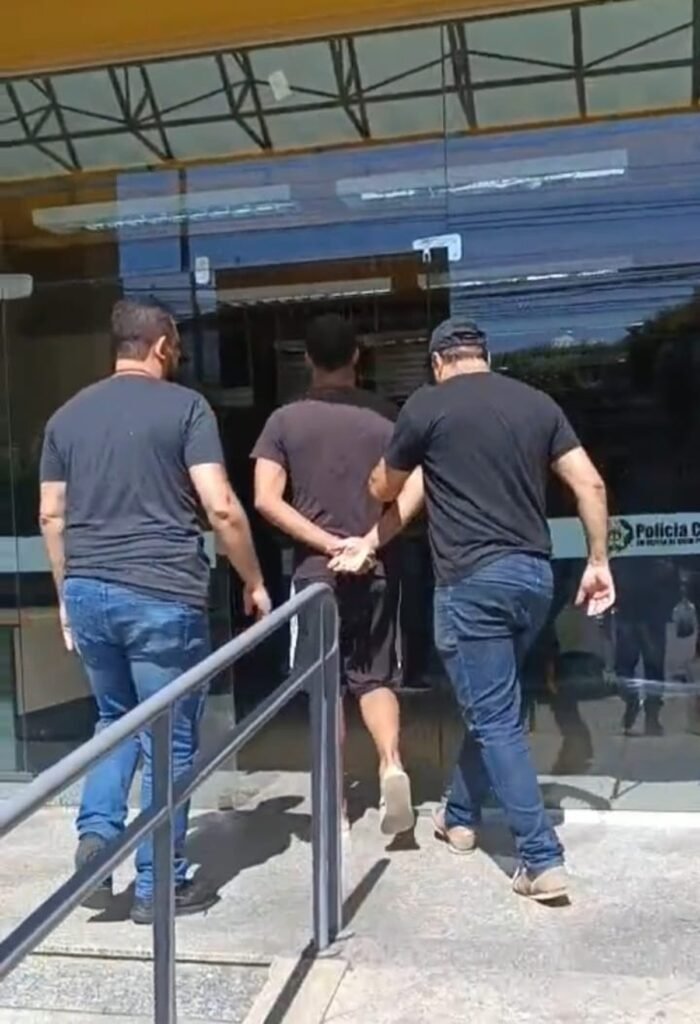 Homem ére preso por agredir e ameaca ex-companheira em santo antônio de pádua Homem ére preso por agredir e ameaca ex-companheira em santo antônio de pádua