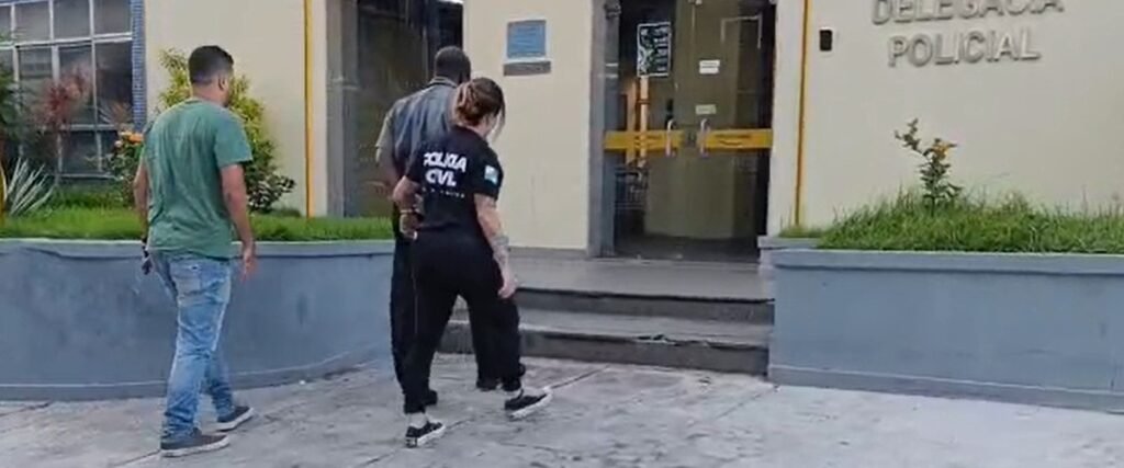 MP Denúrio Técnico de Enfermagem Preso por Estupro de Paciente no Rio MP Denúrio Técnico de Enfermagem Preso por Estupro de Paciente no Rio