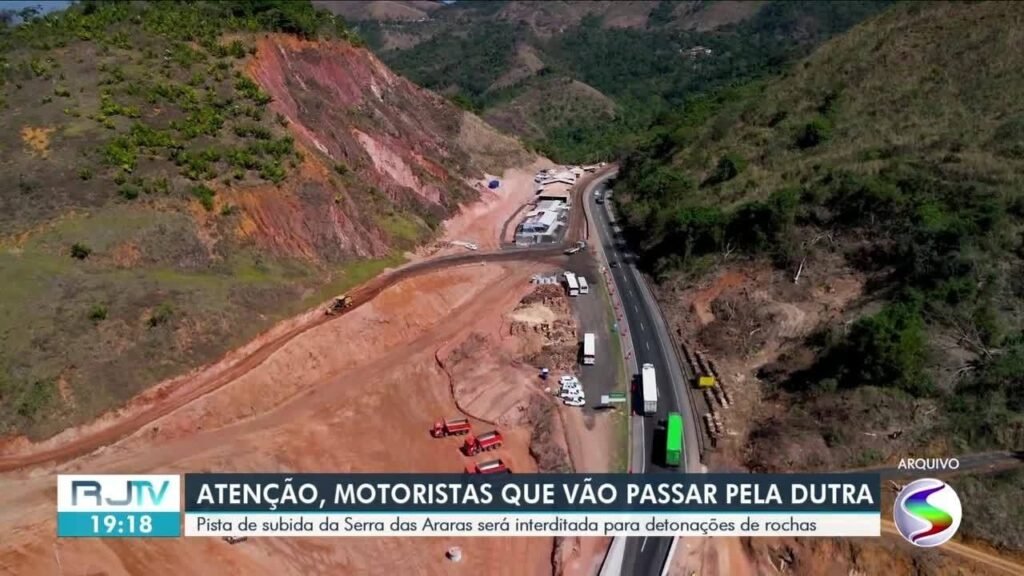 DetonaÇões de rochas provocam interrupção na pista de subida da serra das araras | Sul do rio e costa verde