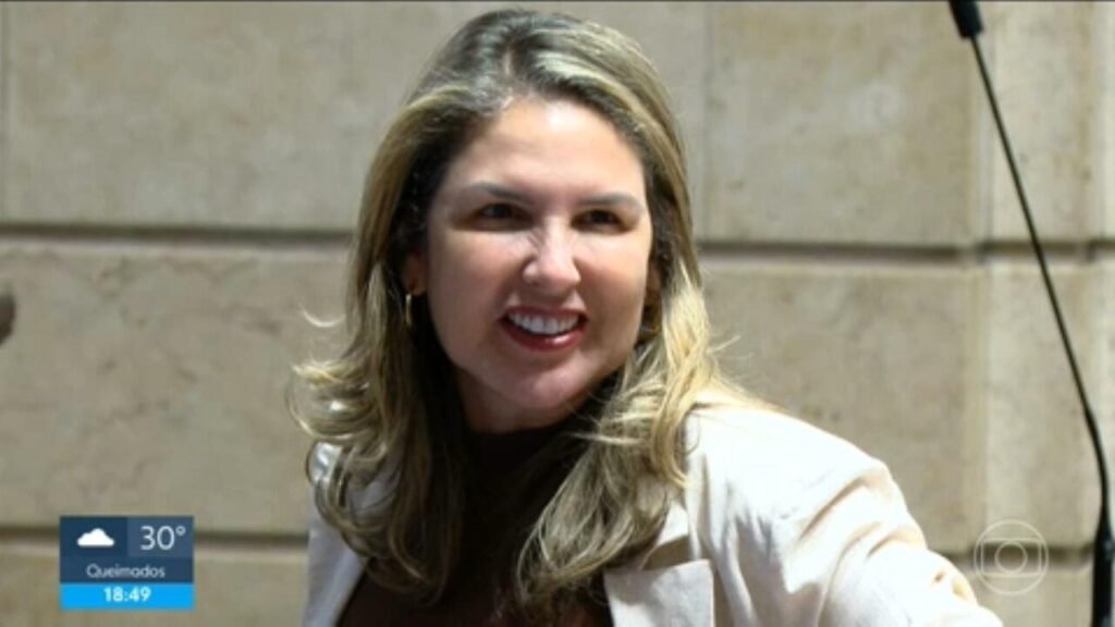Creches Ligadas à Vereadora gigi Castilho Gastaram R $ 1,7 MILHÃO EM DINHOIRO PÚBLICO COM EMPRESAS DE PAIRES DELA | Rio de Janeiro