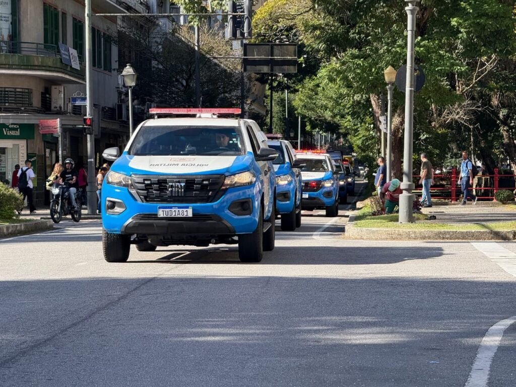 Petrópolis Recebe Seis Novas Viaturas da Polícia Militar | Região serrana