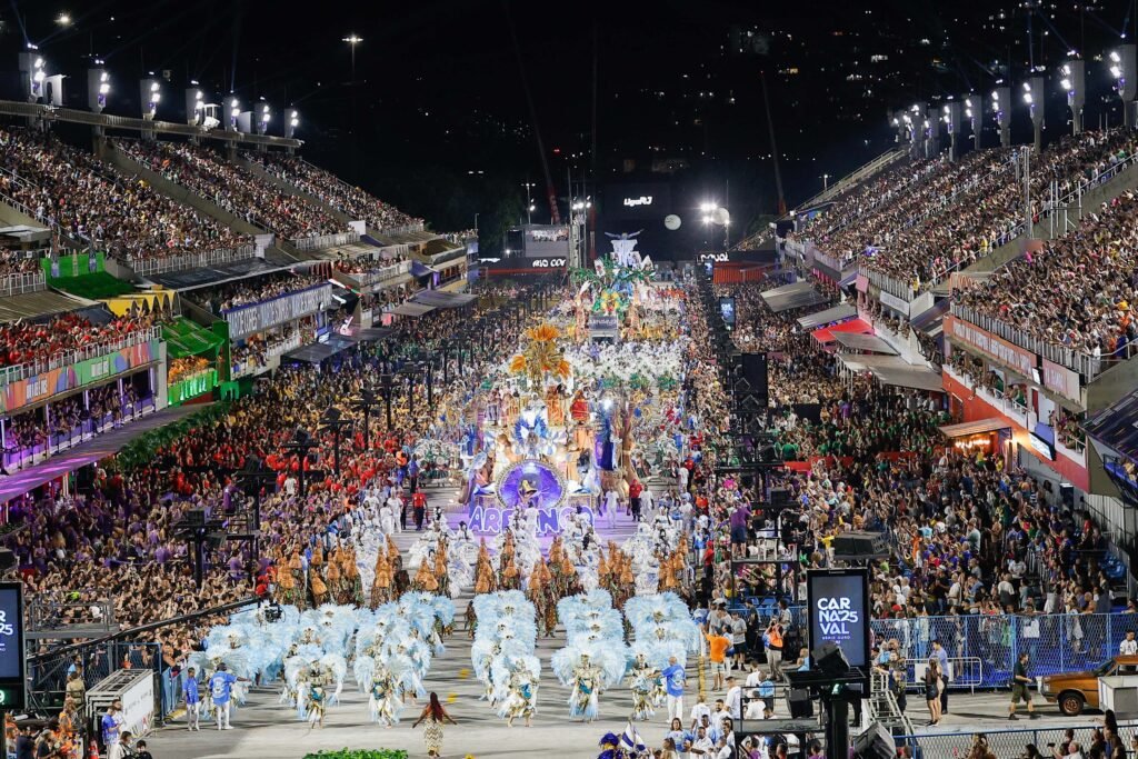 Liga RJ Inicia Venda On-Line de Ingressos do Setor 1 da Série Ouro para O Carnaval 2026 Liga RJ Inicia Venda On-Line de Ingressos do Setor 1 da Série Ouro para O Carnaval 2026