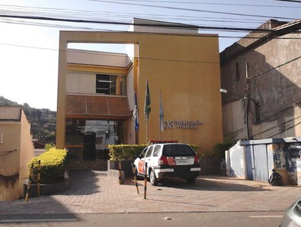 Polícia prenda civil homem suspeito de abusar sexualmente da Sobrinha durante quatro anos em três rios | Sul do rio e costa verde