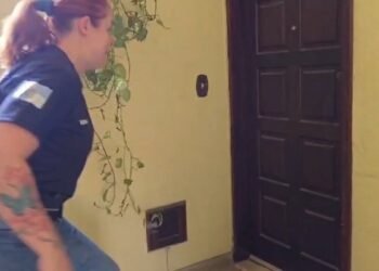 Polícia Civil Divulga Cartaz para Encontrar Homem Que Manteve Namorada Em Cárcere Privado Em Barra Do Piraí