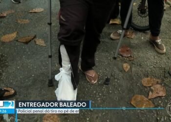 Entregador Baleado no Rio Diz Que Não Sabe Quando Poderá Voltar A Trabalhar Entregador Baleado no Rio Diz Que Não Sabe Quando Poderá Voltar A Trabalhar