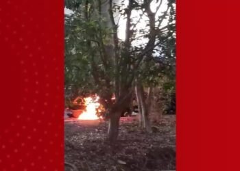 VÍDEO: Caminhão Pega Fogo e Assusta Moradorores em Volta Redonda