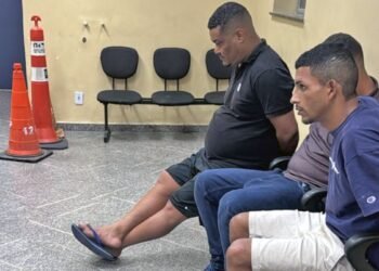 Foragidos de Mt São Preos em Hotel em Copacabana na Volta da Praia