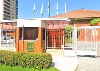 Cisne é Encontrado Morto com Sinais de Agressão em Clube de Luxo Na Barra