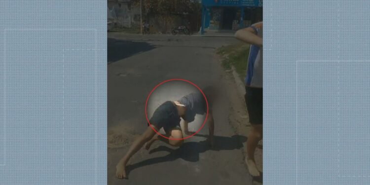 Vídeo Mostra Briga de Garotos de 13 Anos, Marcada por App, Que Acabou com 1 Esfaqueado: ‘Achei que ia Encontrar ele Morto’, Diz Avó Vídeo Mostra Briga de Garotos de 13 Anos, Marcada por App, Que Acabou com 1 Esfaqueado: ‘Achei que ia Encontrar ele Morto’, Diz Avó