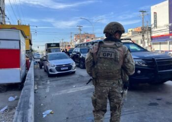 PF Aprende Fuzis E Encontra Fábrica Clandestina Para Montagem de Armas em Rio Das Pedras