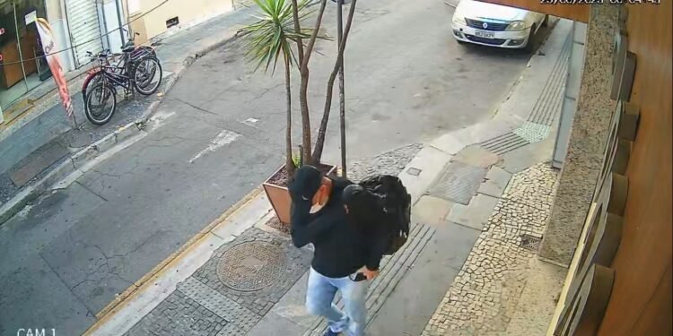 DOIS Assaltos São Registrados na Manhã Destax-Fira, Em Campos DOIS Assaltos São Registrados na Manhã Destax-Fira, Em Campos