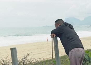 Pai de adolescentes que DeSapareceu no Leme Diz Não Esperanças de Resgate