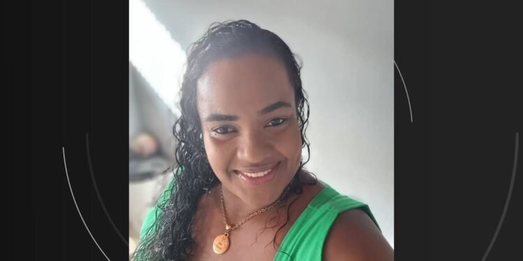 Mulher Morre Após Sor Estranganada Dentro de Casa em Feira de Santana