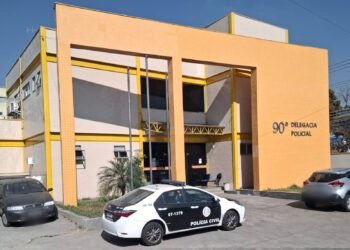 Homem é assassino um Tiros em Barra Mansa