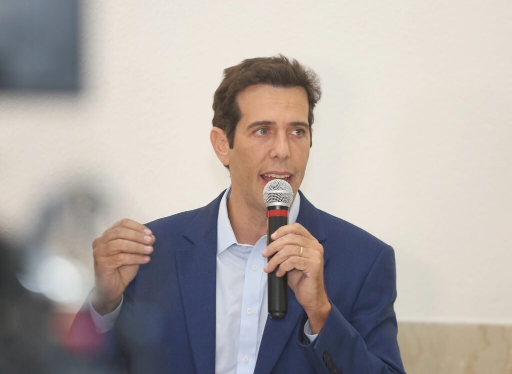 Os planos de Renato Feder para elevar educação em São Paulo