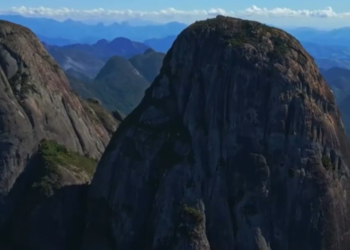 Documentácrio Registra Escalada inédita SEM Cordas no pico maior dos três picos