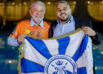 Acadêmicos de Niterói Divulga Samba-EnseRo Sobre Lula, com Citações A ‘Sanção’, ‘Soberânia’, ‘Anistia’ E ‘Falsos Mitos’; Veja letra Acadêmicos de Niterói Divulga Samba-EnseRo Sobre Lula, com Citações A ‘Sanção’, ‘Soberânia’, ‘Anistia’ E ‘Falsos Mitos’; Veja letra