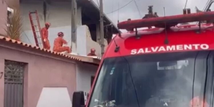 Morto com 12 Tiros em Telhado de Casa em Campos Estava Desarmado, Diz Polícia