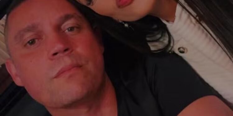 Mulher Morta com Tiro na Cabeça Morava com o pm na casa da Mãe até 2 meses attrás