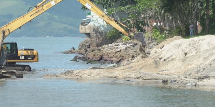 TCE SUSPENDE LICITAÇÃO DE R $ 133 MILHOS PARA LIMPEZA DE RIOS NO RJ POR FALTA DE DETALHENTO