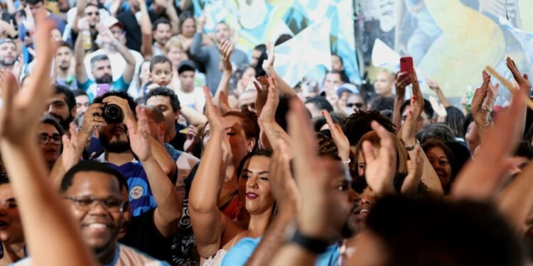 Vila Isabel e Unidos da Tijuca Abrem Série de Finais de Samba para o Carnaval de 2026; Veja Programação