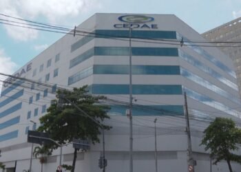 MP abre inquérito para investigar acordo entre Cedae e Águas do Rio