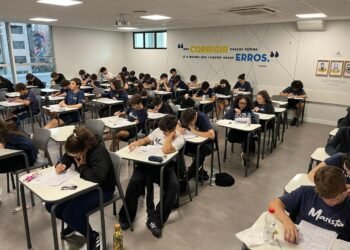 Na reta final do Enem, aulões reforçam confiança e equilíbrio entre corpo e mente