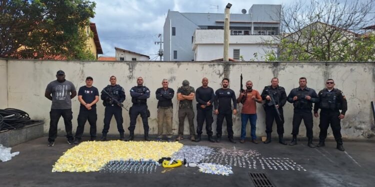 Operação das polícias Civil e Militar apreende drogas e armas em Saquarema