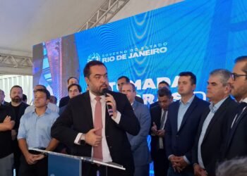 Castro sanciona lei que cria novos Refis e pode gerar até R$ 3 bilhões