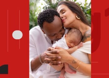 Carol Peixinho abre álbum de fotos em comemoração ao primeiro mês do filho com Thiaguinho: ‘Esperamos tanto por você’