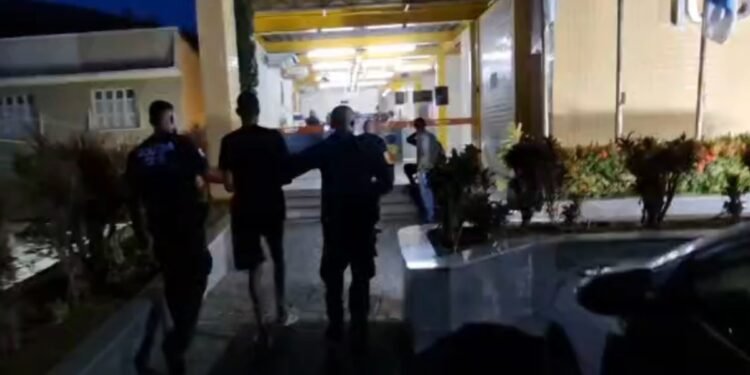 Homem suspeito de roubos em série a comércios está preso em Três Rios