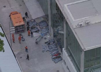 Ministros de Direitos Humanos e da Igualdade Racial visitam o Complexo da Penha após megaoperação que deixou mais de 120 mortos