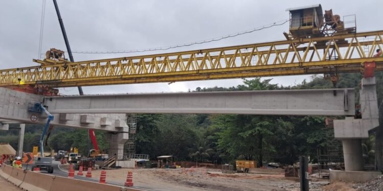 Pista de subida da Serra das Araras será interditada para instalação de vigas nesta quinta-feira