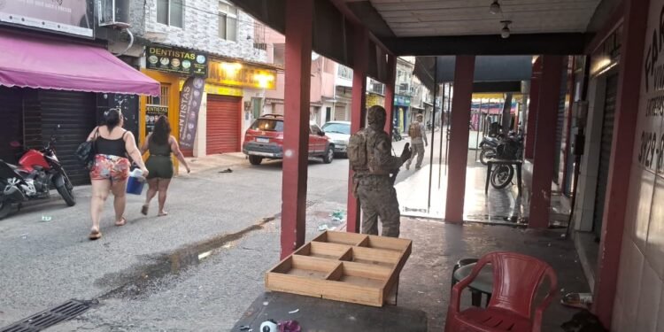 Bope faz operação em comunidades de Benfica contra tráfico e roubos