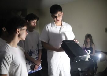 Feira do Conhecimento transforma Jean Piaget em um grande laboratório de ideias