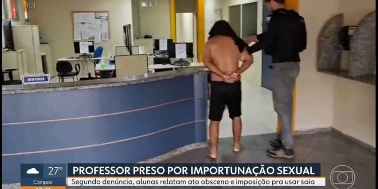 Professor indiciado por estupro já havia sido acusado de assédio
