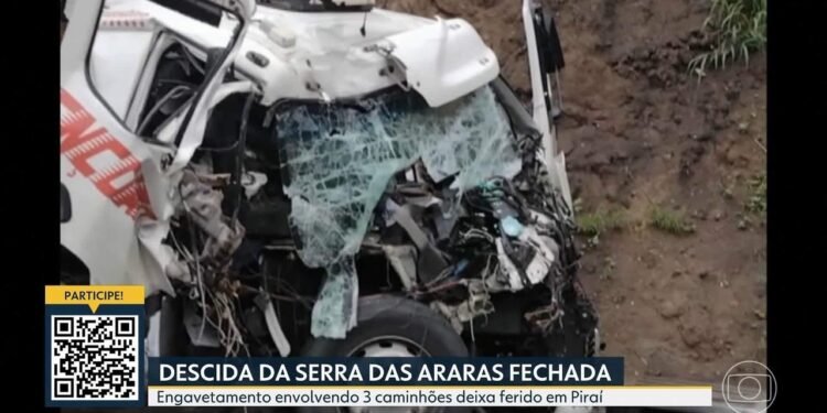 Trânsito na descida da Serra das Araras é liberado após interdição por acidente em Piraí; congestionamento é de 17 km