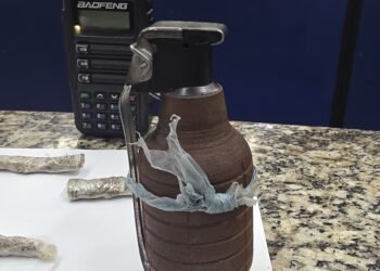 Adolescente é detido com granada e drogas em Barra Mansa