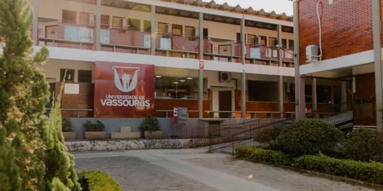 Univassouras forma profissional do futuro focado em prática, empatia e inovação Univassouras forma profissional do futuro focado em prática, empatia e inovação