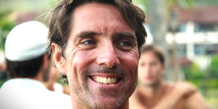 Acidente de voo livre: vídeo da queda de Phil Haegler Acidente de voo livre: vídeo da queda de Phil Haegler