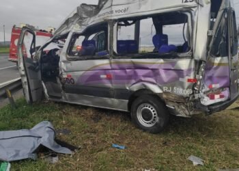 Motorista de caminhão preso após fuga do acidente que matou dois vai passar por audiência de custódia