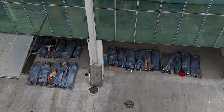 MPRJ aponta casos de tiro à curta distância e decapitação entre mortos