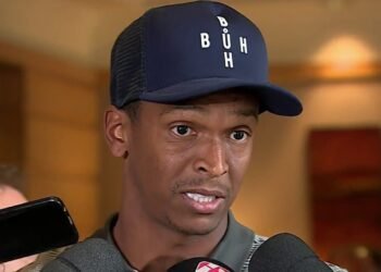 Ex-jogador Jô está preso no Rio por dívida de pensão alimentícia