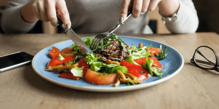 Fome física ou emocional? Saiba como diferenciar Fome física ou emocional? Saiba como diferenciar