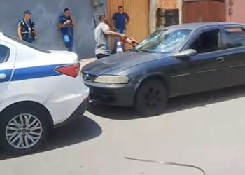 Motorista corrida próprio carro após abordagem do IMTT em Campos