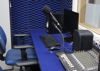 Rádio: meio de comunicação acompanha avanços tecnológicos e mantém presença entre ouvintes